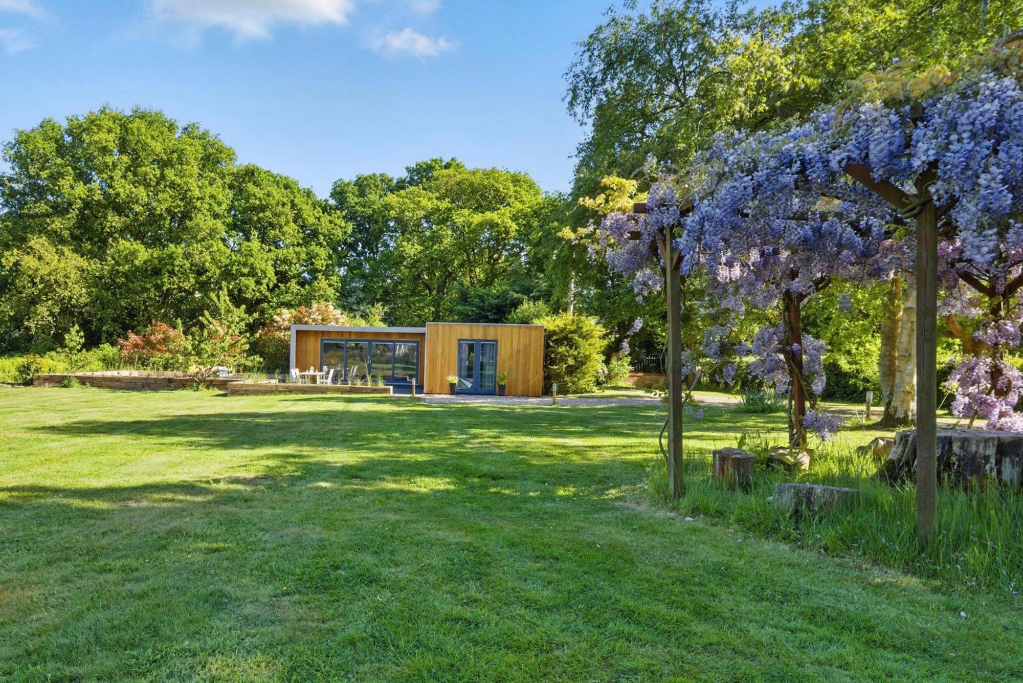 Independent Rural Detached Annexe With Free Private Parking Lägenhet Canterbury Exteriör bild